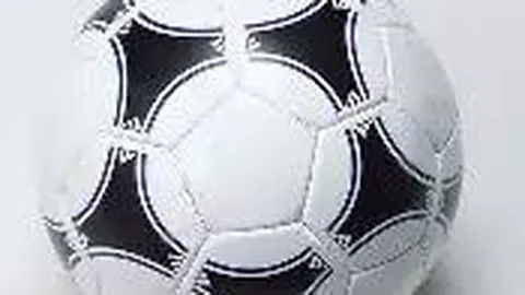 TCL Q10L成电竞圈新宠，画质巅峰引领潮流